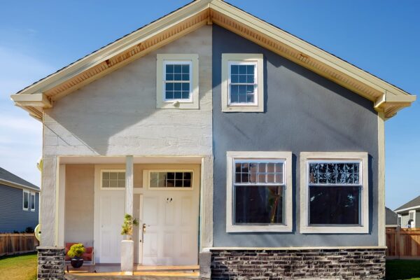 外壁の艶ありと艶なしどっちが正解か。見え方の違いと注意点